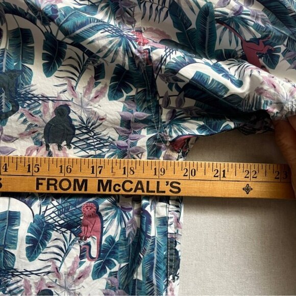 Fearless Illustration Monkey tropical printed button down shirt Sz M - Picture 9 of 10